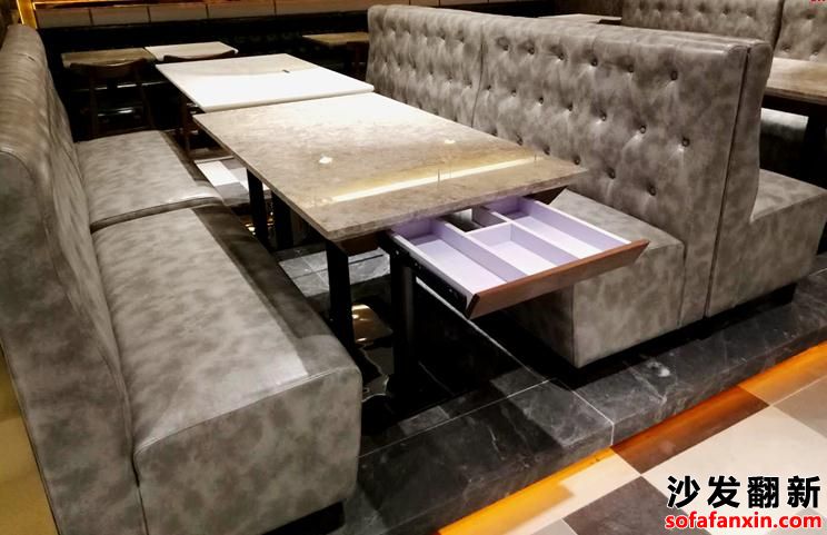 成都青白江餐厅卡座沙发换皮翻新